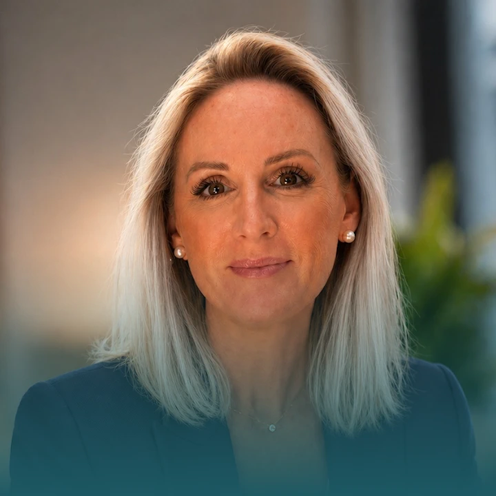 Claire Roberts [photograph]